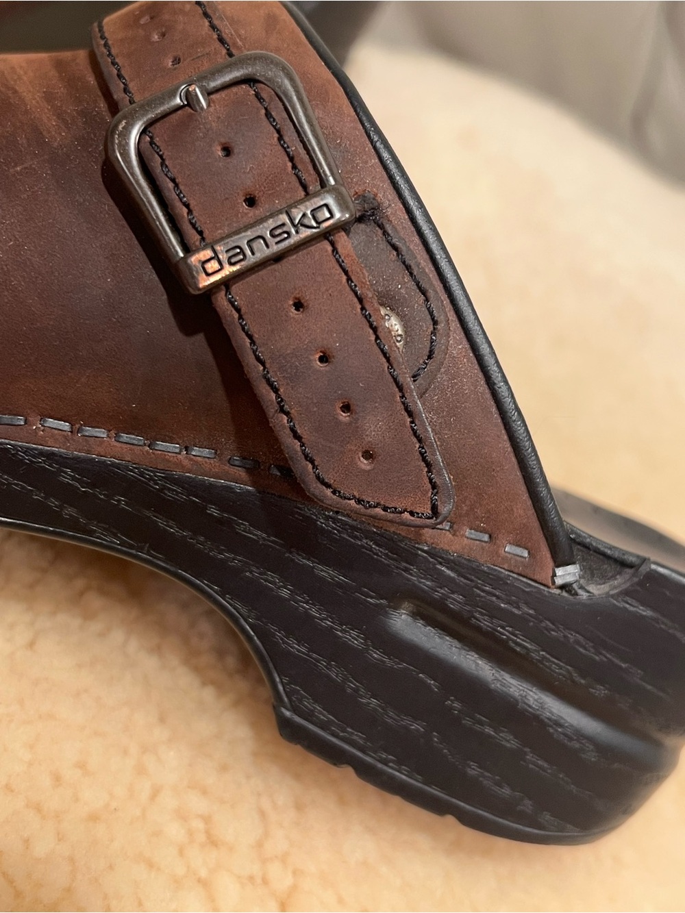 Dansko Ingrid Clog Sz 38 US 8 Oiled Leather Slip On Brown Comfortable Boho - Picture 7 of 17